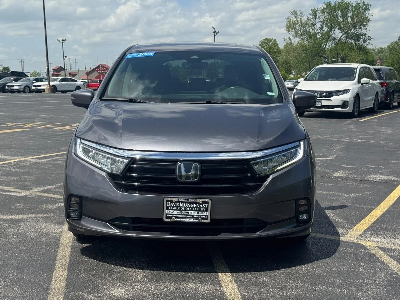 2024 Honda Odyssey EX-L - Photo 12