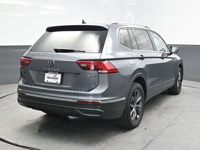Used 2022 Gray Volkswagen 2.0T SE image 6