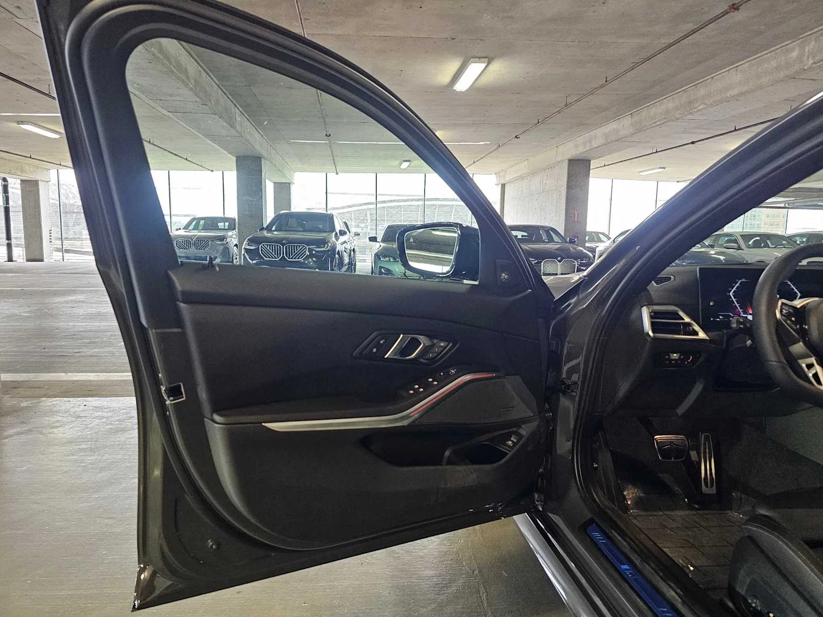 New 2026 Dravit Grey Metallic BMW 330i NA xDrive image 24