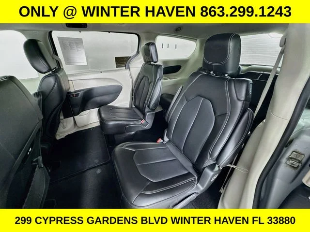 Used 2024 Silver Chrysler Touring L image 22