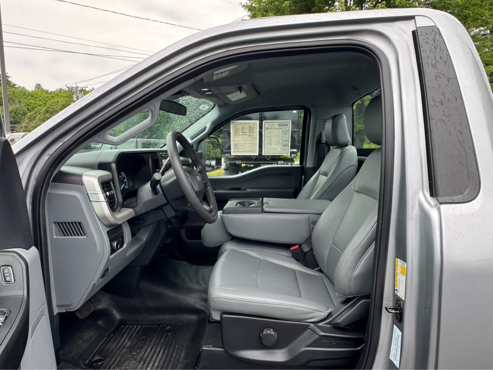 2024 Ford F-250 Super Duty XL - Photo 10