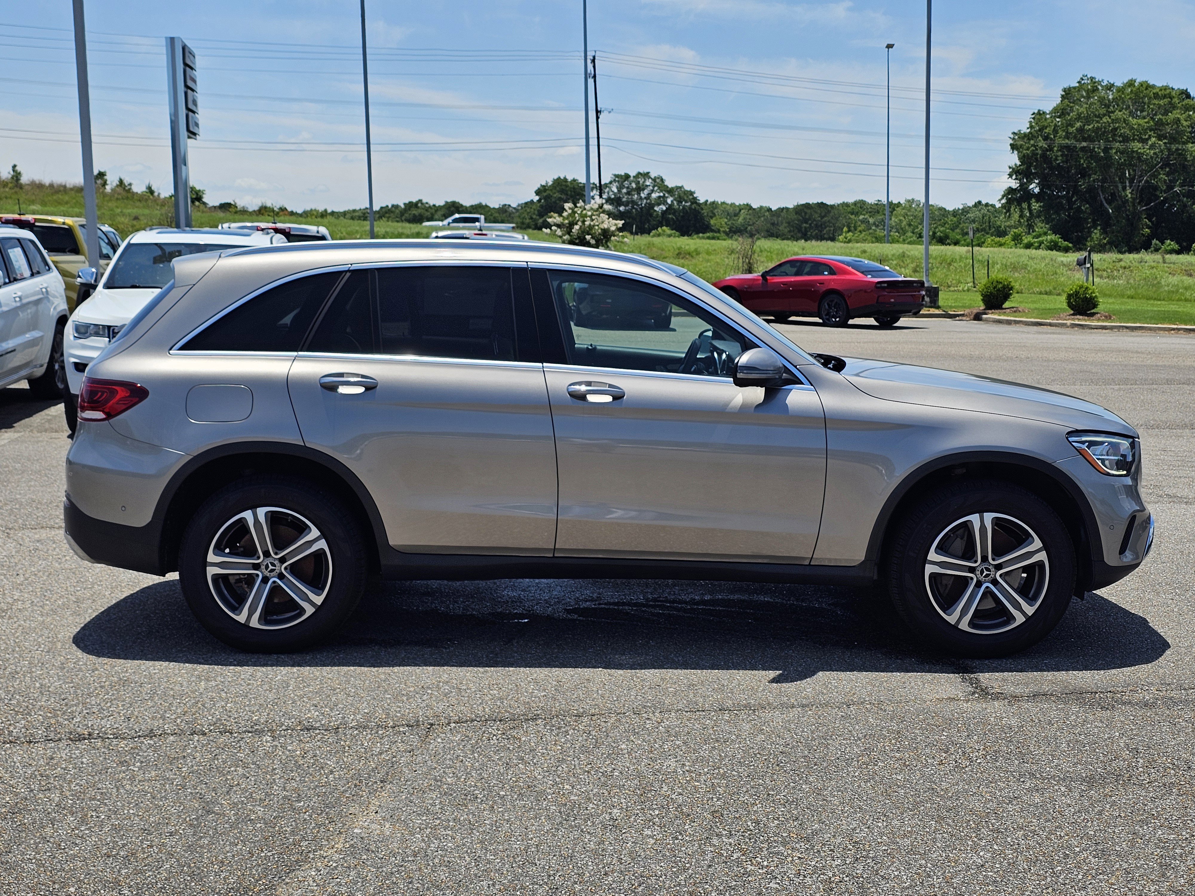 Used 2020 Mojave Silver Metallic Mercedes-Benz GLC 300 image 7