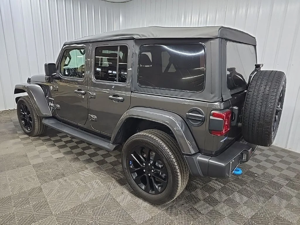 Used 2023 Gray Jeep Sahara 4xe image 9