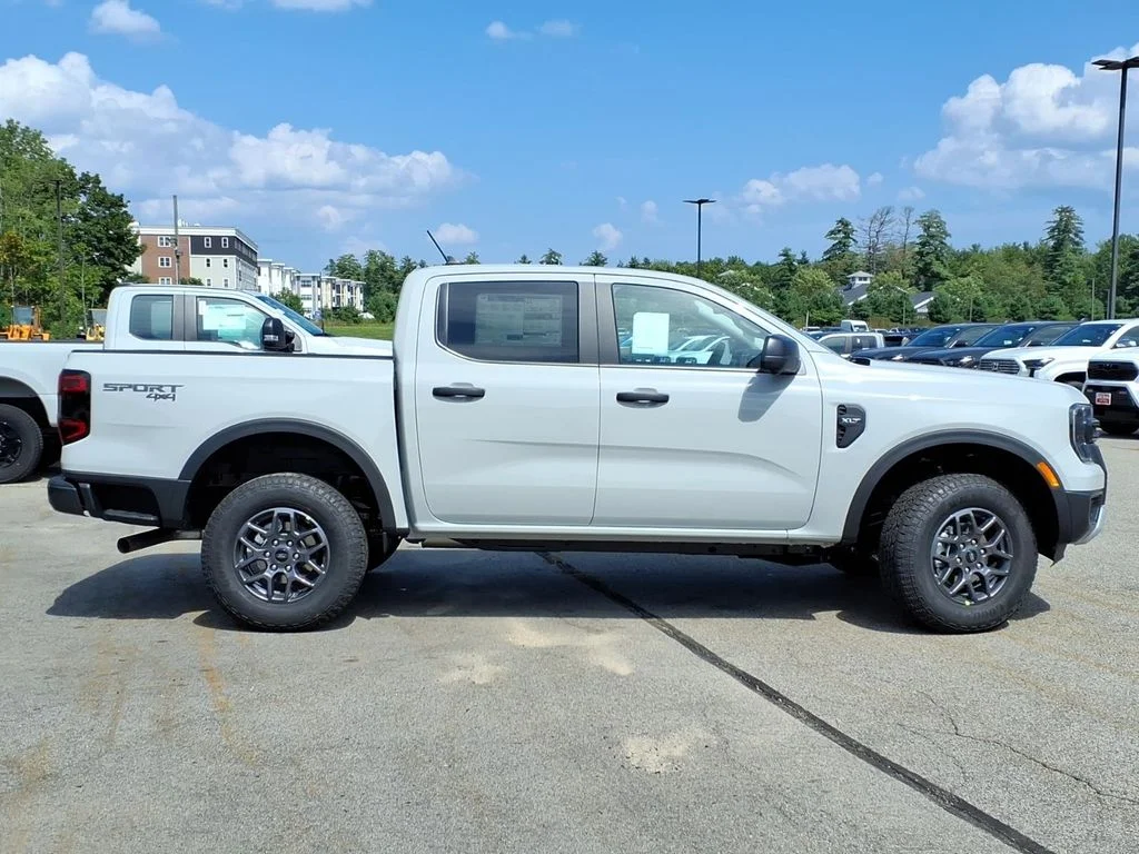 Used 2026 White Ford XLT image 3