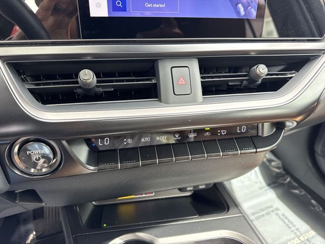 2025 Lexus UX Hybrid 300h Premium - Photo 19