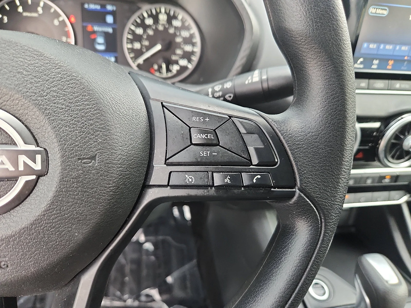 Used 2024 Gray Nissan S image 21