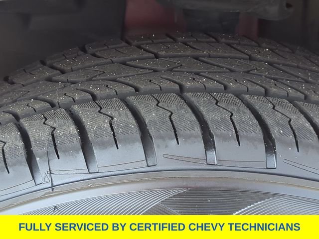 Used 2024 Red Jeep Latitude image 19
