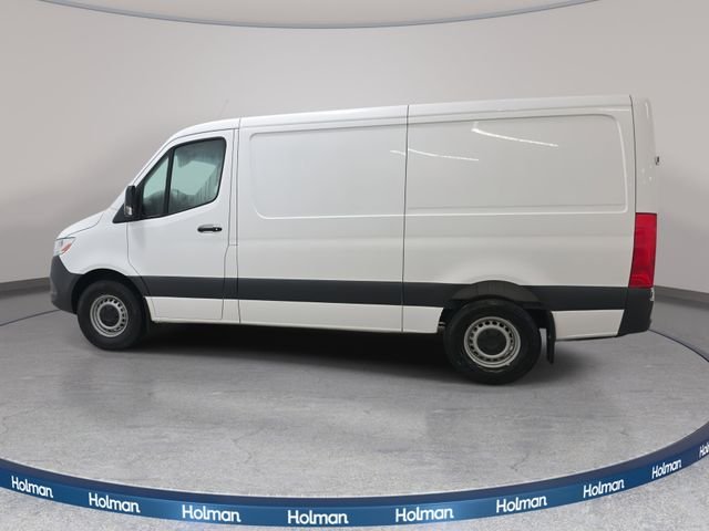 Used 2024 White Mercedes-Benz Cargo 144 WB image 9