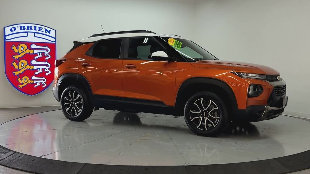 Used 2022 Orange Metallic Chevrolet ACTIV image 3