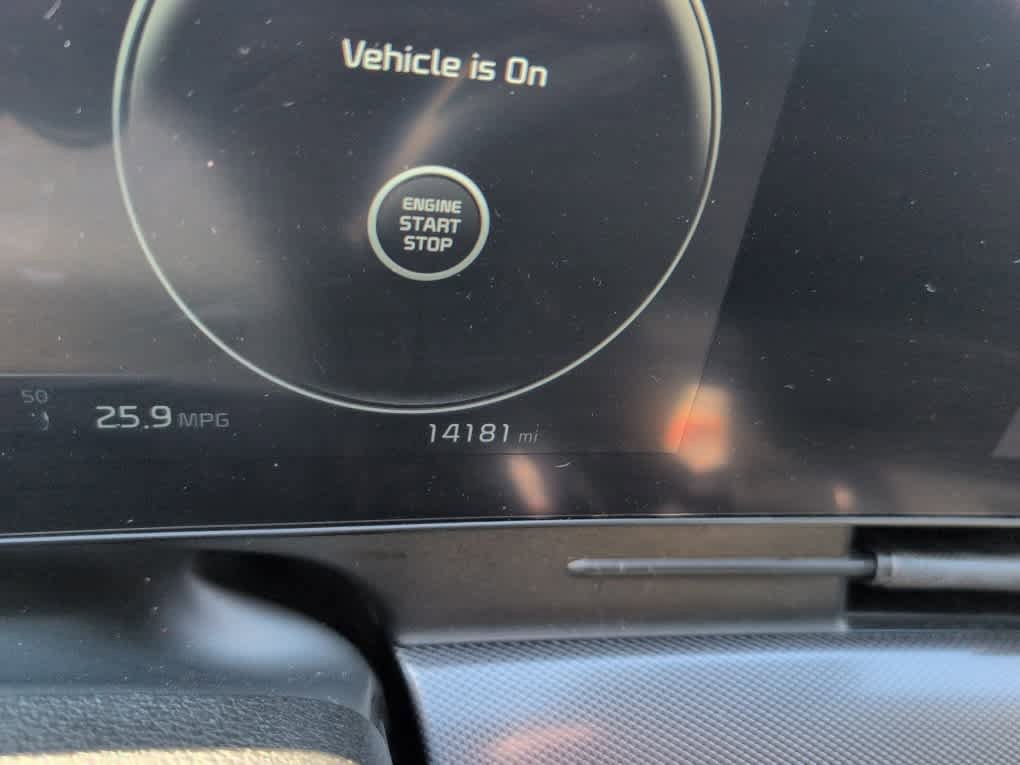 Used 2023 Wolf Gray Kia SX-Prestige image 10