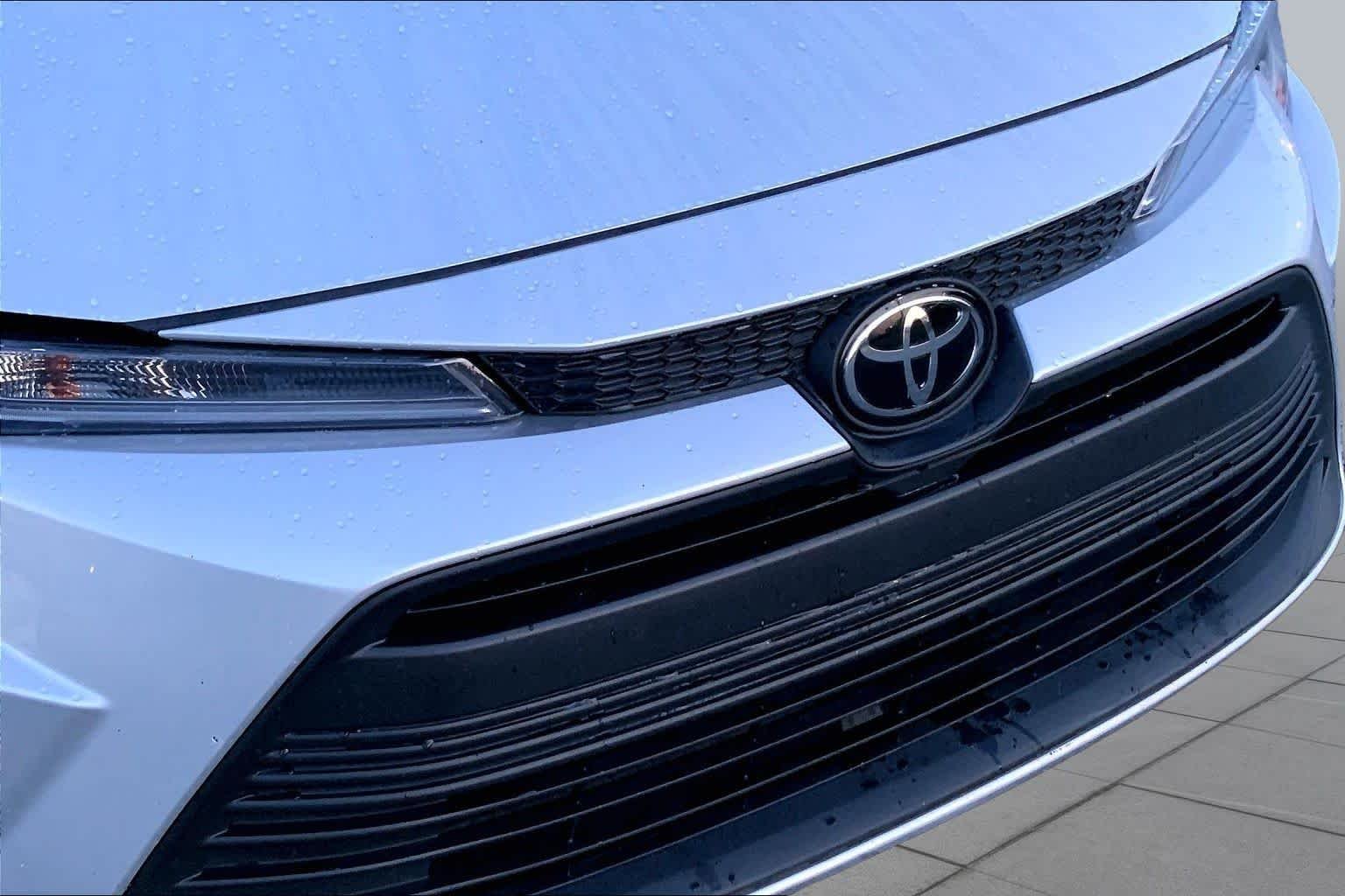 Used 2024 Classic Silver Metallic Toyota LE image 29