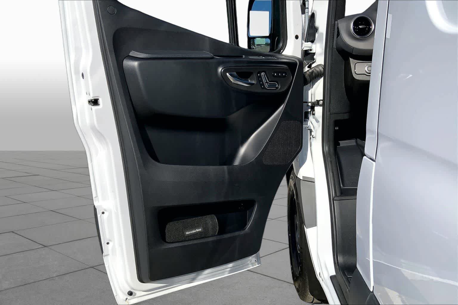 New 2026 Arctic White Mercedes-Benz  image 14