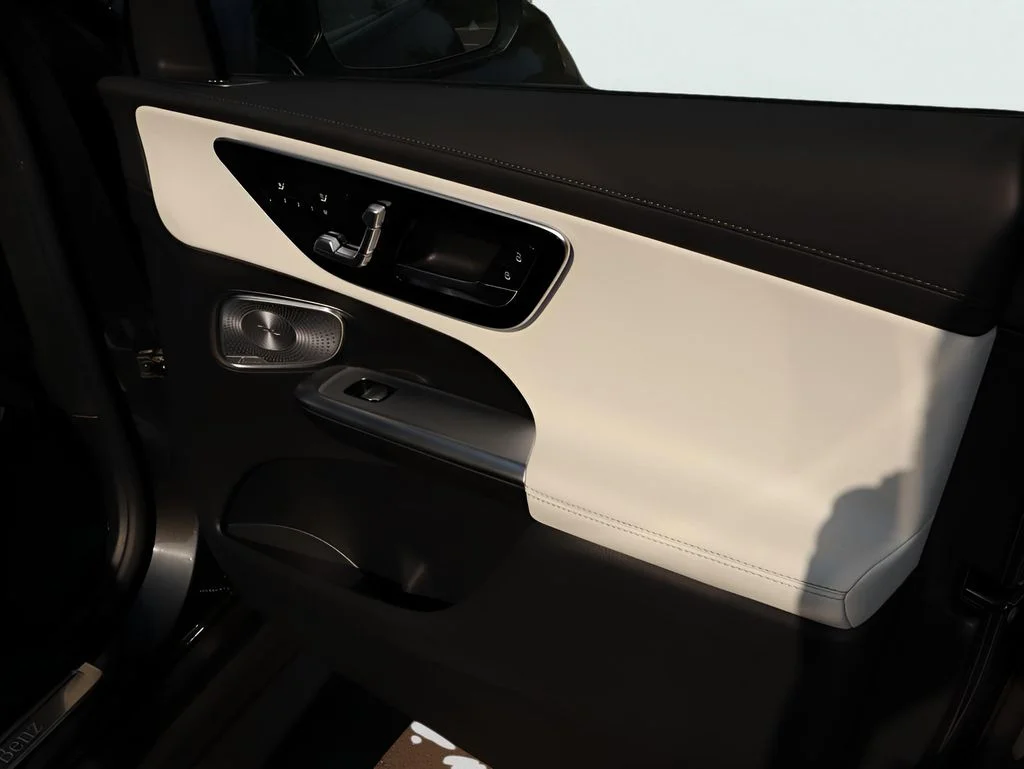 2026 Mercedes-Benz GLC Base - Photo 13