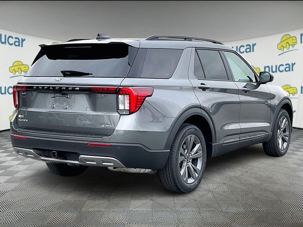 New 2026 Gray Metallic Ford Active image 7