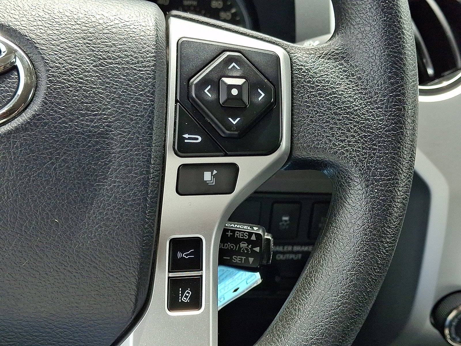 Used 2019 Cavalry Blue Toyota SR5 image 22