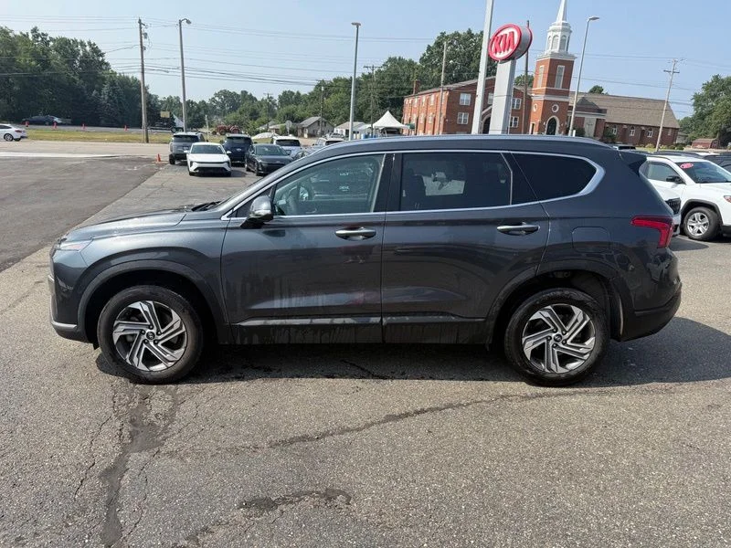 Used 2023 Gray Hyundai SEL image 5