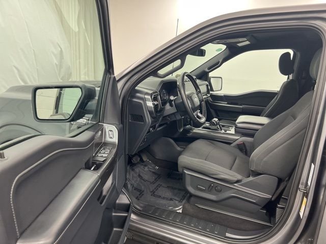 Used 2023 Gray Ford XLT image 11