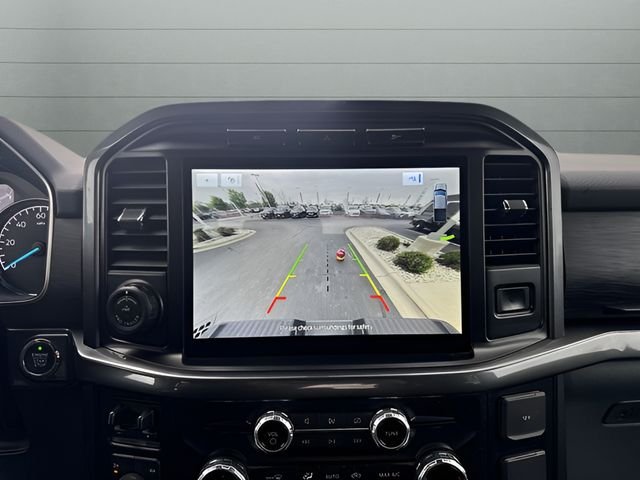 Used 2023 Gray Ford XLT image 19