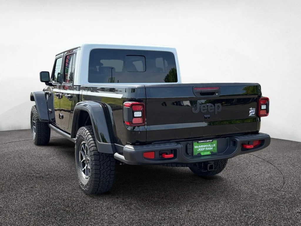 New 2026 Black Clear-Coat Exterior Paint Jeep Rubicon image 3