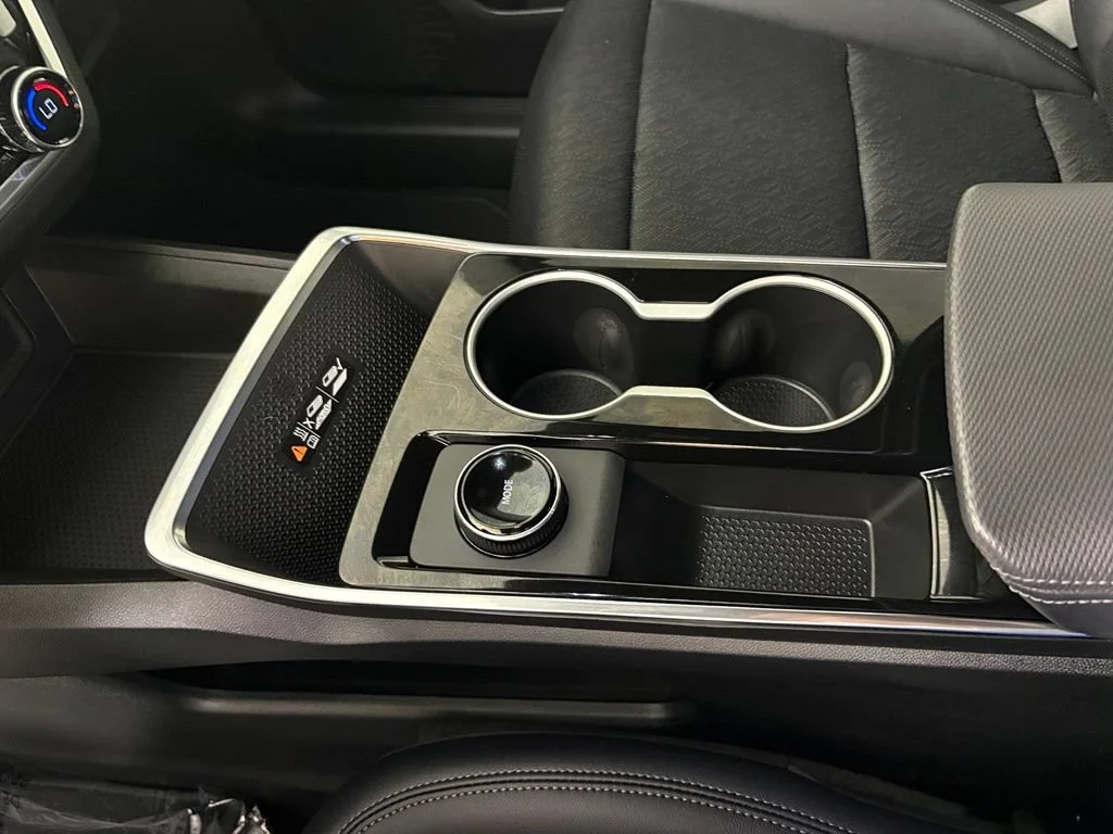 2026 Chevrolet Equinox LT - Photo 35