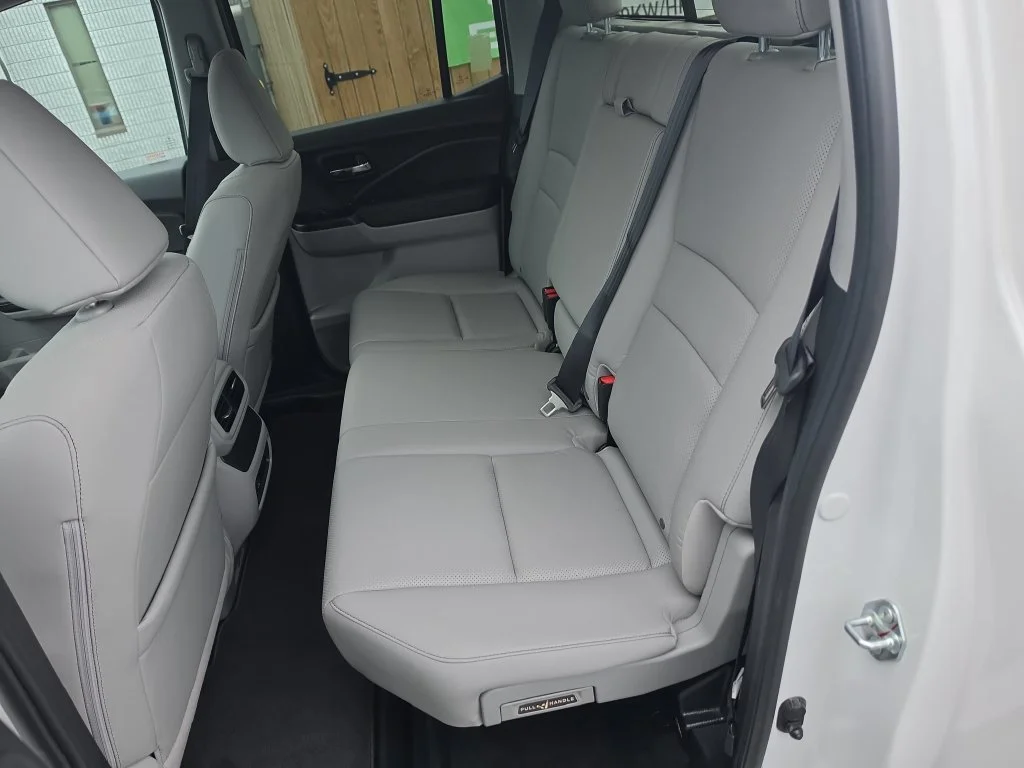 Used 2024 White Honda RTL image 30