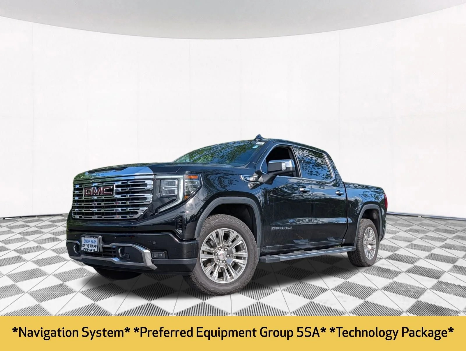 Used 2024 Onyx Black GMC Denali image 2