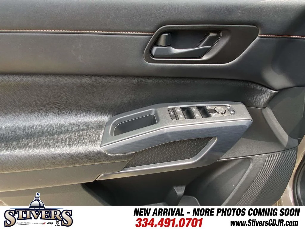 Used 2024 Beige Nissan Rock Creek image 19