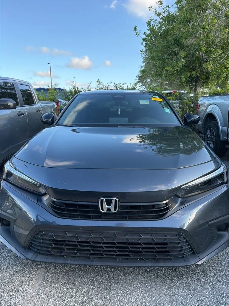 Used 2024  Honda Sport image 3