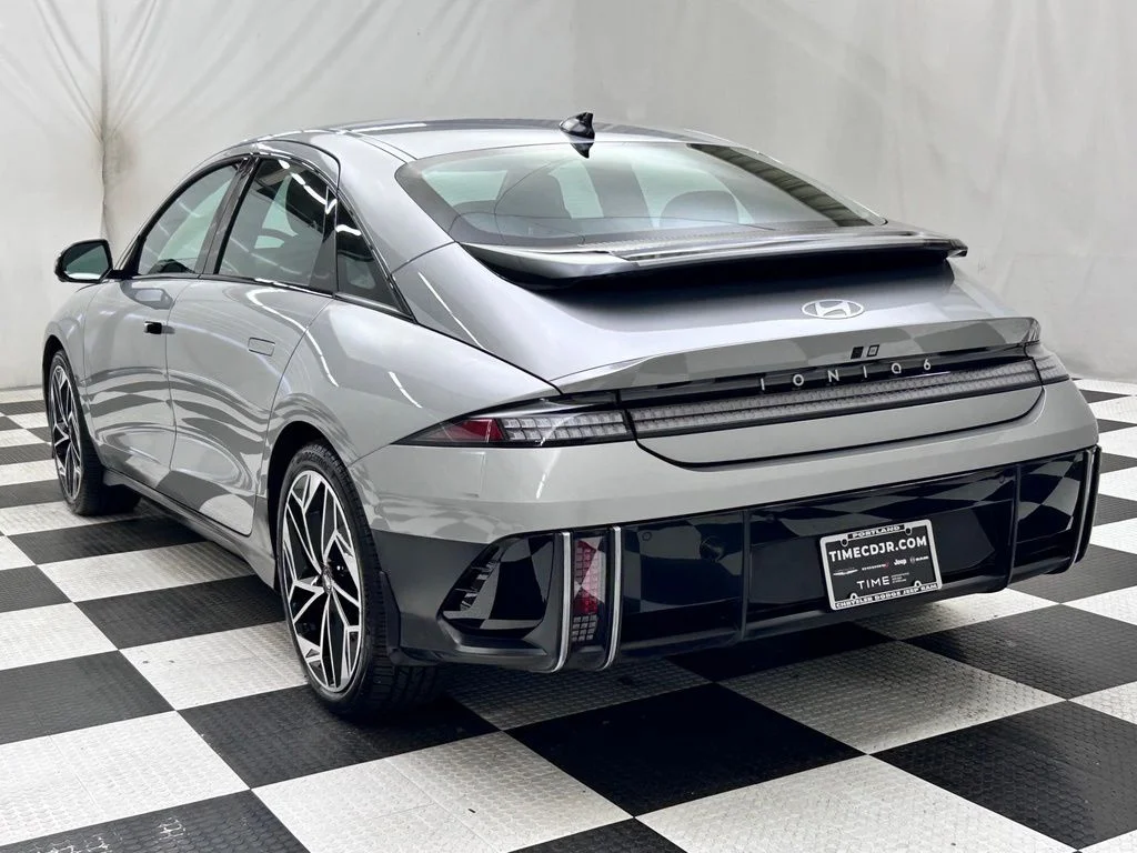 Used 2023 Silver Hyundai Limited image 5