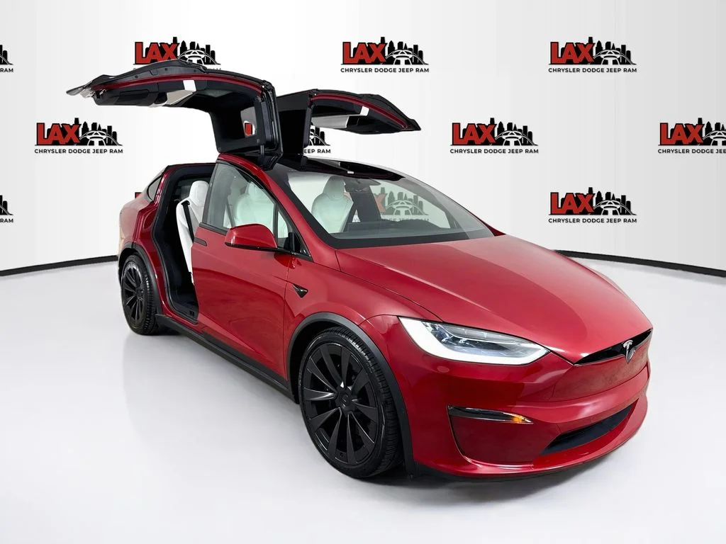 Used 2022 Red Tesla Base image 31
