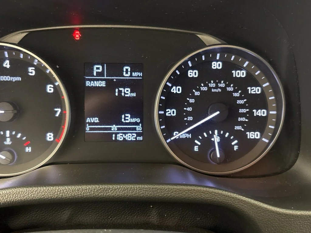 Used 2017 White Hyundai SE image 26