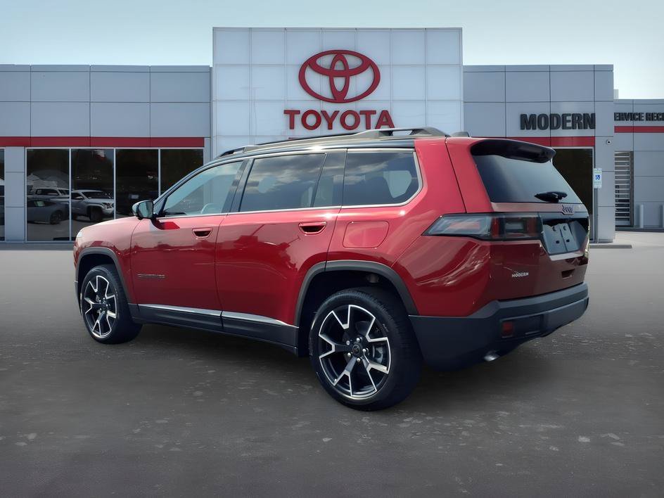 Used 2026 Red Hot Pearlcoat Jeep Overland image 3