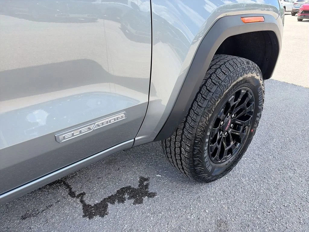 New 2026 Sterling Metallic GMC Elevation image 42