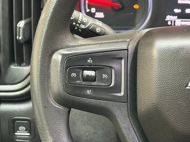 Used 2022 Summit White Chevrolet Custom image 15