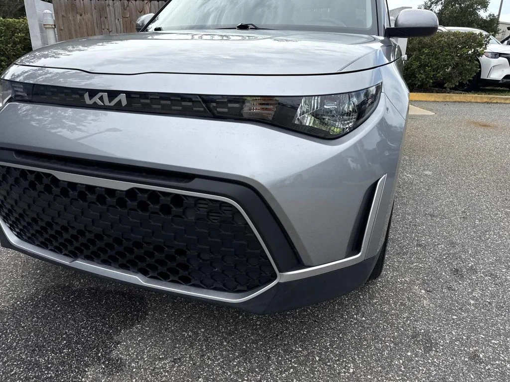 Used 2023 Gray Kia S image 9