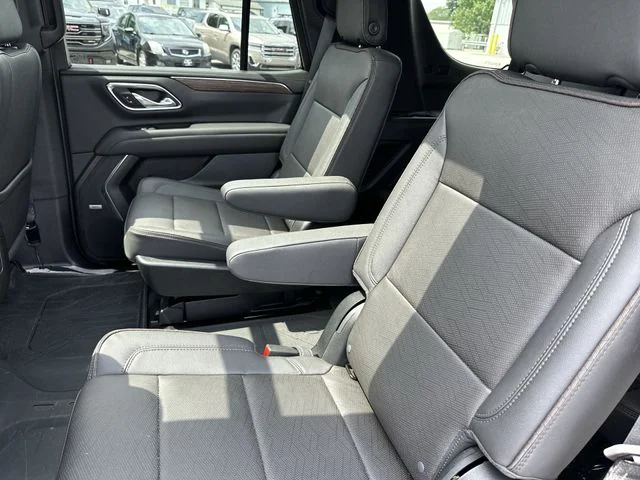 Used 2024 Gray Chevrolet High Country image 27
