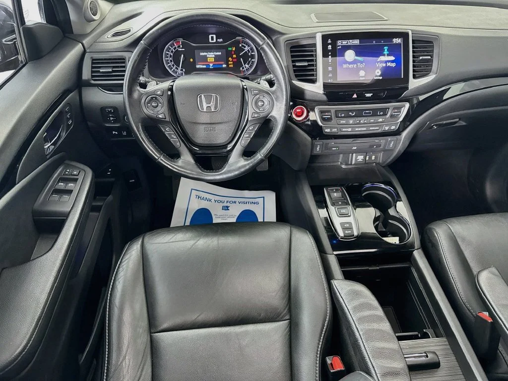 Certified Used 2017 Crystal Black Pearl Honda Touring image 31