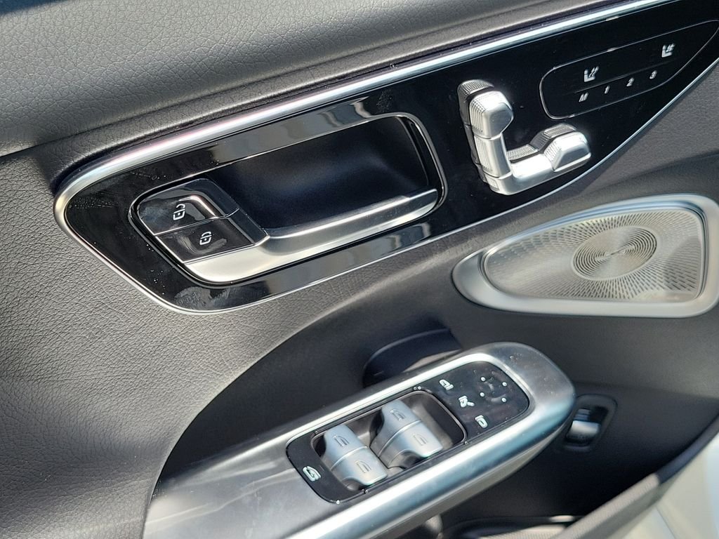 New 2026 Polar White Mercedes-Benz C 300 image 17