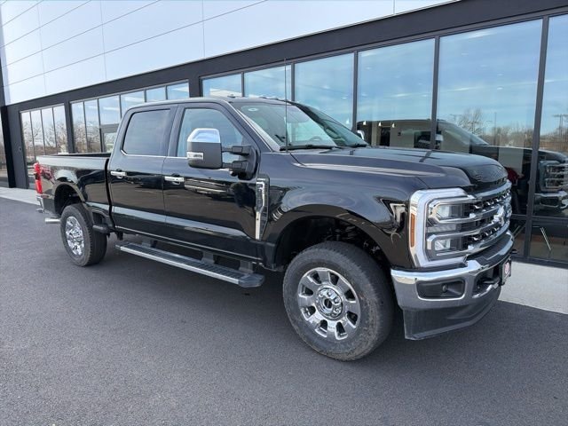 2026 Ford Super Duty F-350® Lariat®