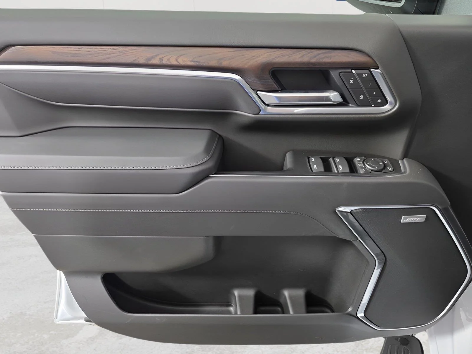 2025 GMC Sierra 2500HD SLT - Photo 19