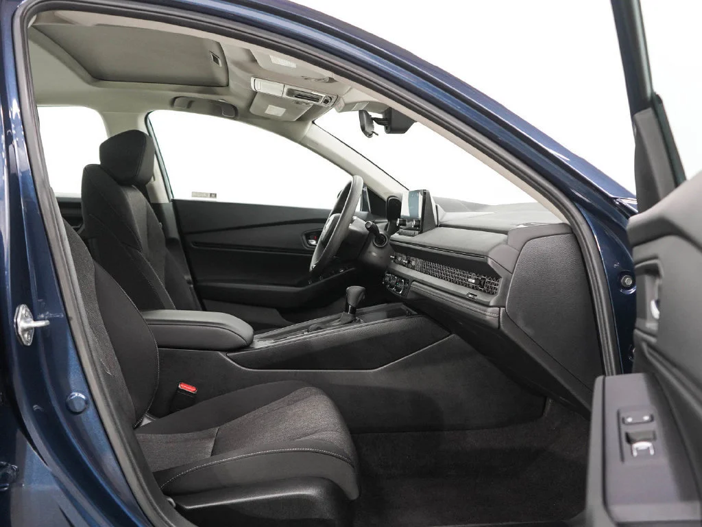Used 2024 Blue Honda 4D SEDAN 1.5T EX image 11