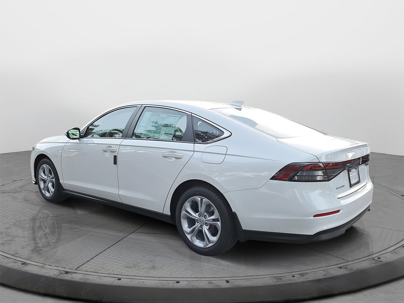 New 2026 Platinum White Pearl Honda LX image 4