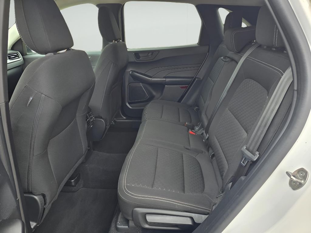 Used 2024 Oxford White Ford Active image 25
