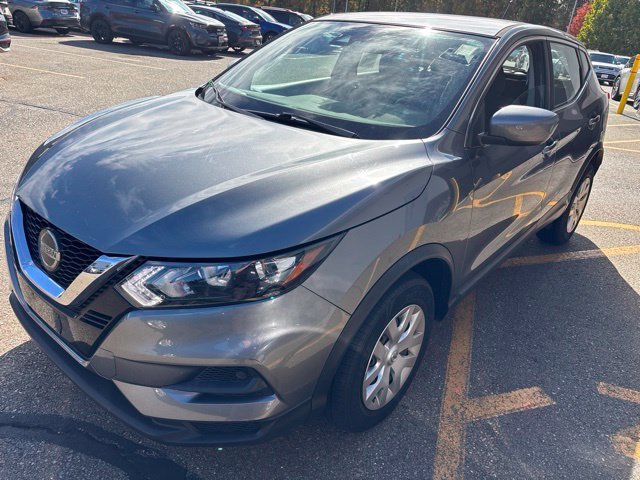 Used 2020 Gray Nissan S image 3