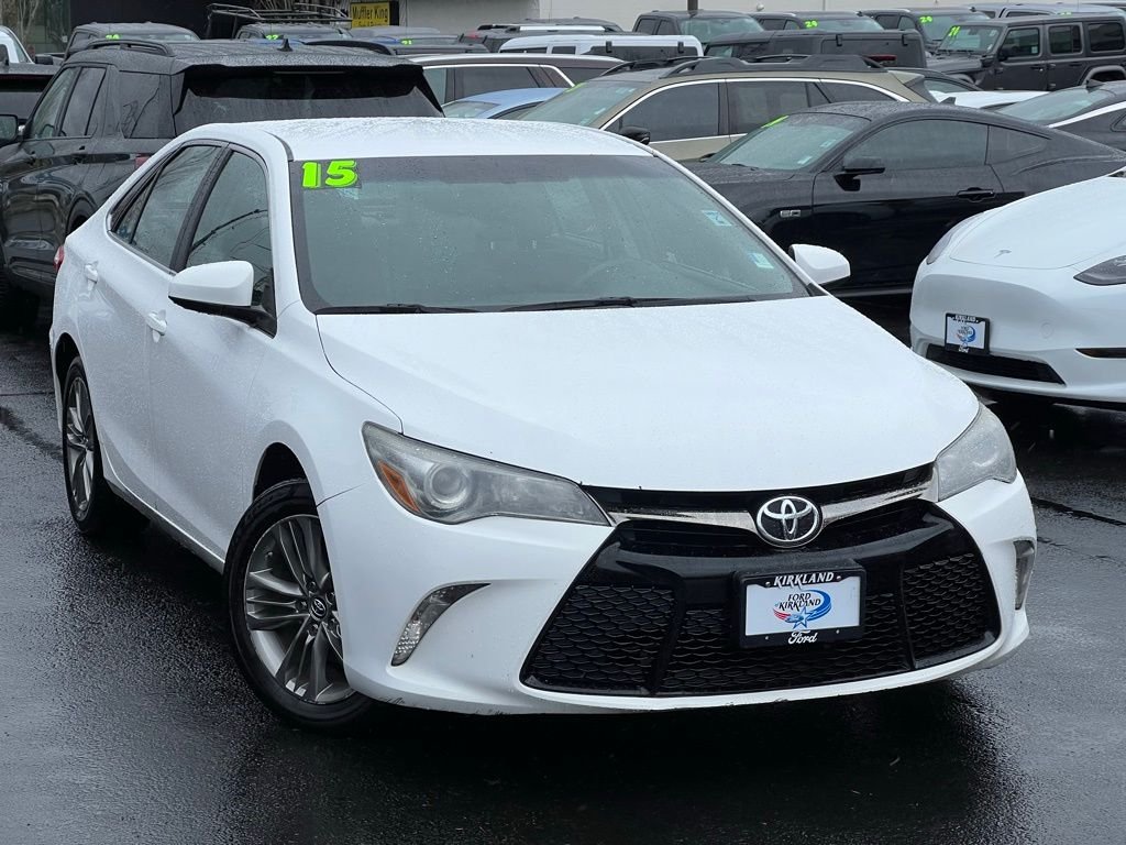 2015 Toyota Camry SE