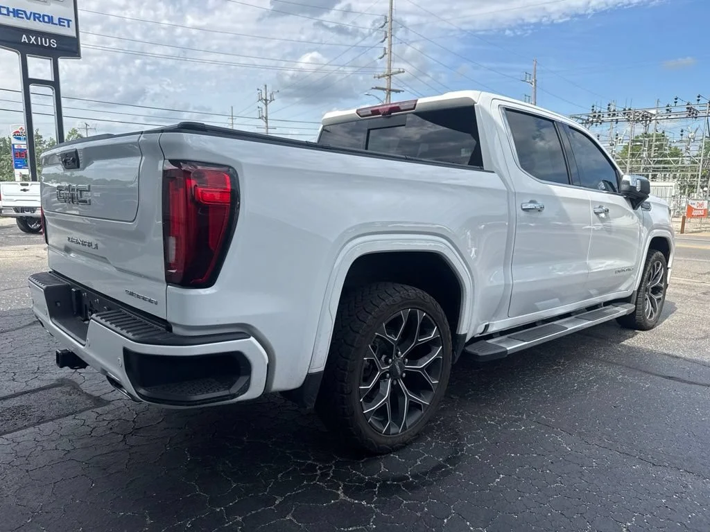 Used 2024 Summit White GMC Denali image 6