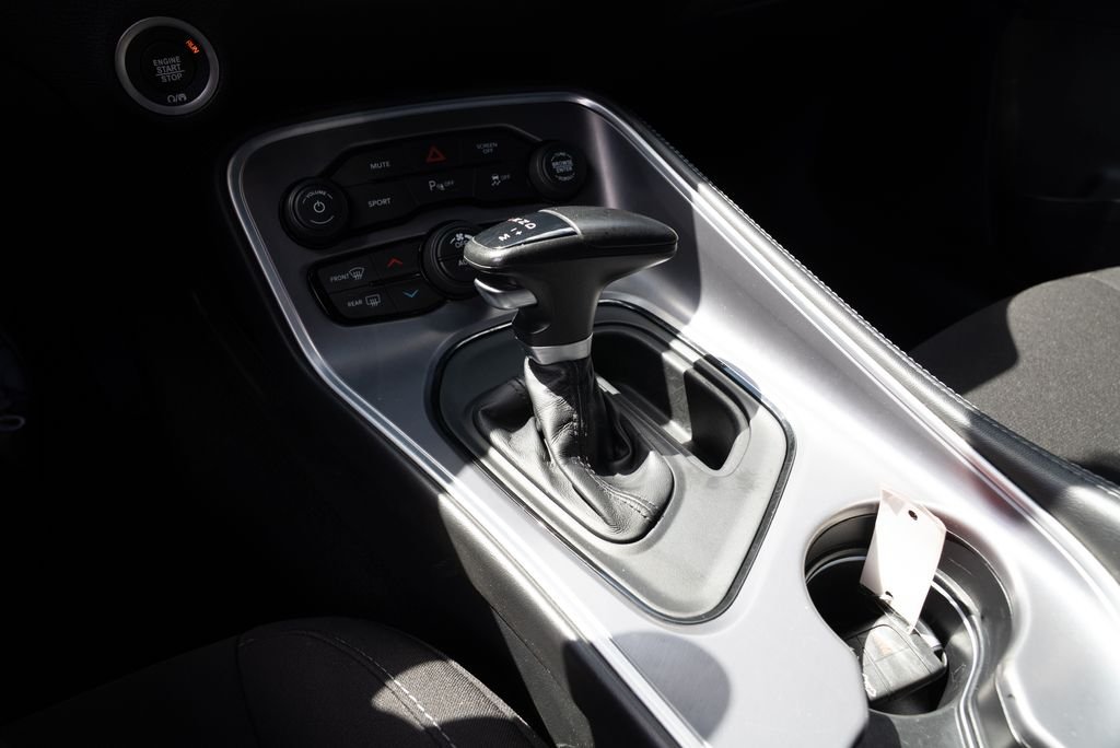 Used 2020 Pitch Black Clearcoat Dodge R/T image 14