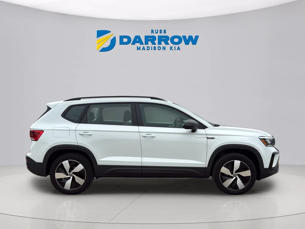 Used 2023 White Volkswagen 1.5T S image 6