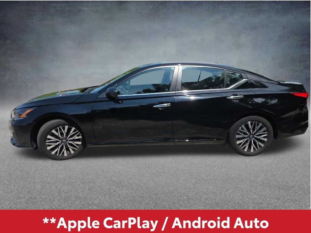 Used 2025 Black Nissan 2.5 SV image 3