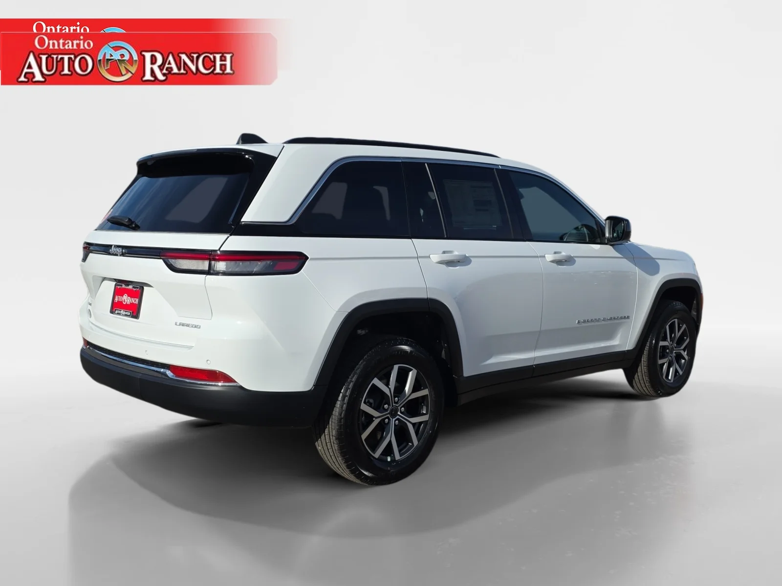 New 2027 Bright White Clearcoat Jeep Laredo X image 5